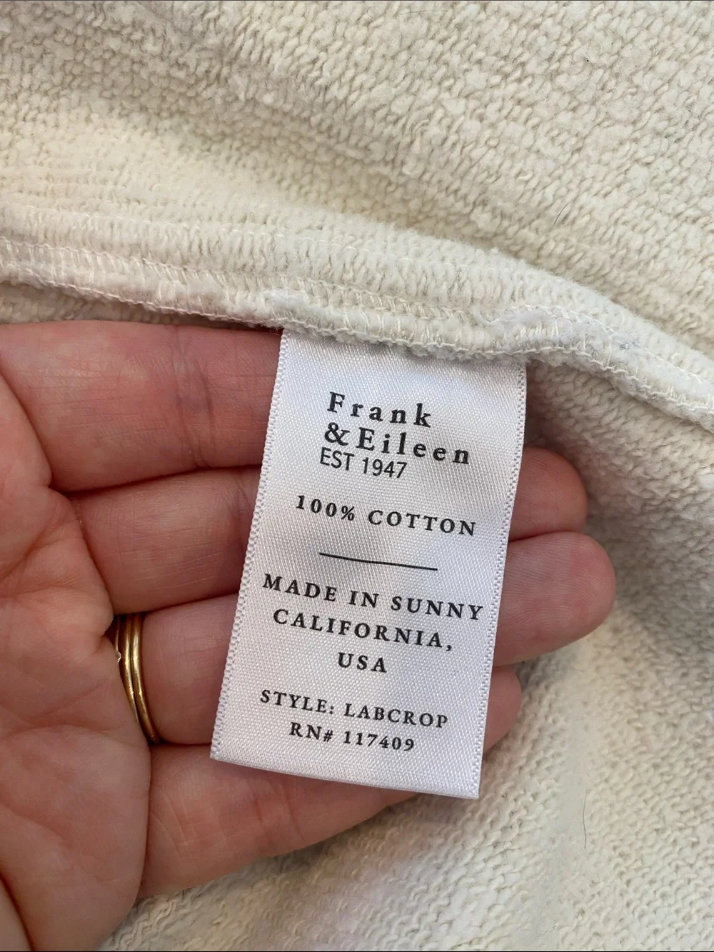 Frank & Eileen MINI BELFAST
Cropped Sweatshirt Peacoat NWOT - Picture 2 of 4
